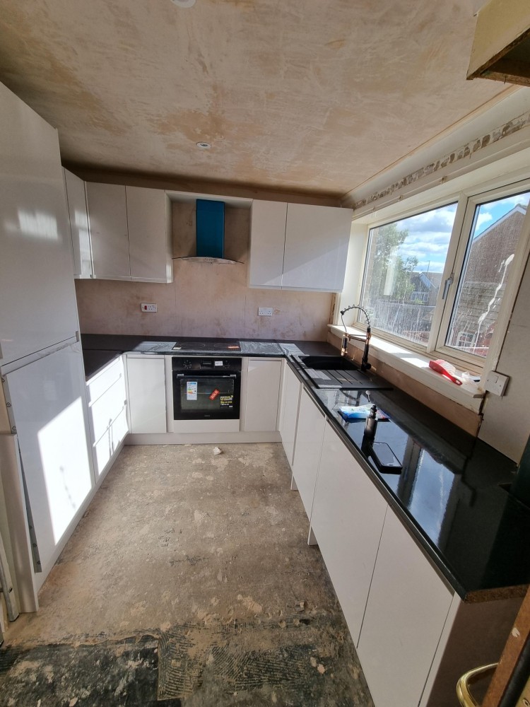 kitchen fitter doncaster